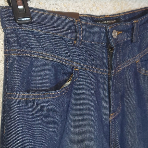 High-Rise Dark Wash Wide-Leg Yoke Jean - Picture 4 of 15